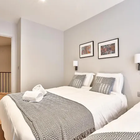 Urbanflat 122 - Urban Fabulous Flat In Appartamento *